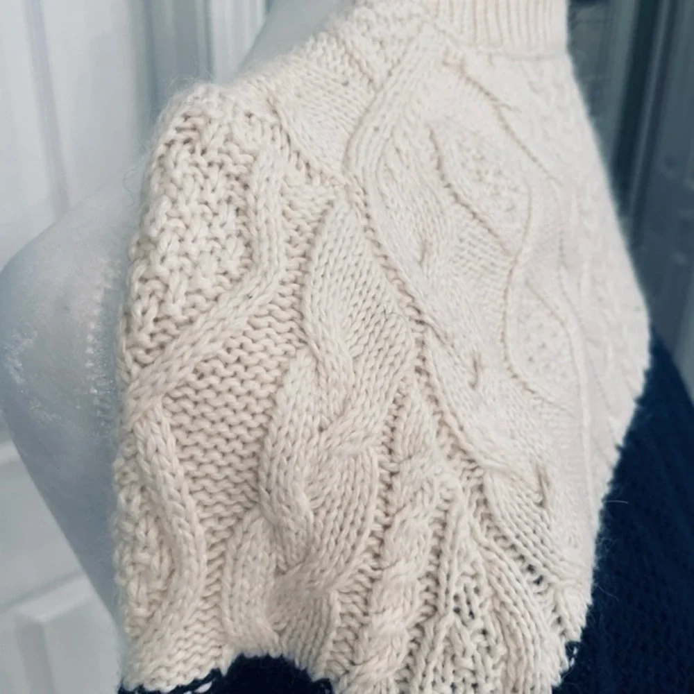 Madewell Cable Knit Sweater | Navy & Cream | Size XS